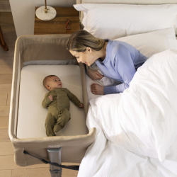 Postýlka Graco Sweet2sleep™ oatmeal