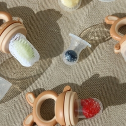 Set na krmení Fruit Feeder 4v1 Foxy